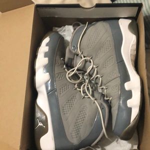 Cool grey 9 size 13